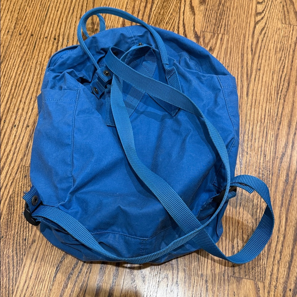 FjallRaven Kånken Blue Backpack - Picture 3 of 5